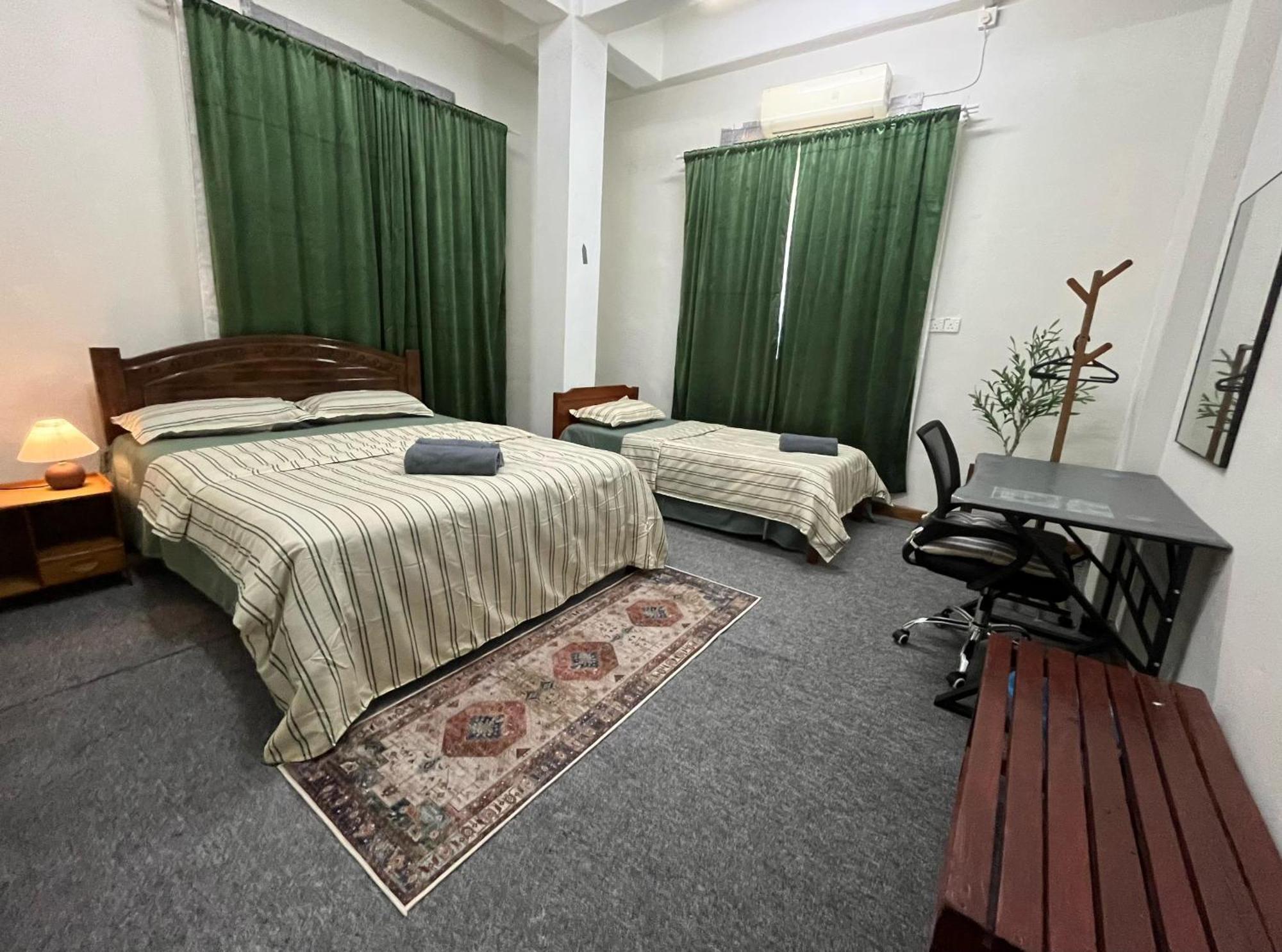 La Wood Homestay Kampung Kuala Besut Exteriér fotografie